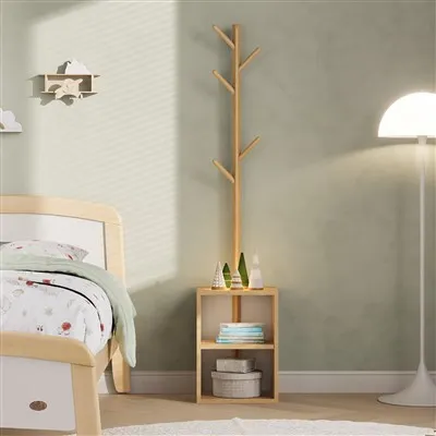 Prikupno stojalo za plašče