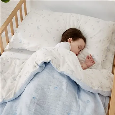 Set posteljnine za otroško sobo